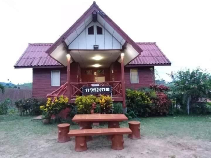 Khao Kho Flora Hotell Exteriör bild