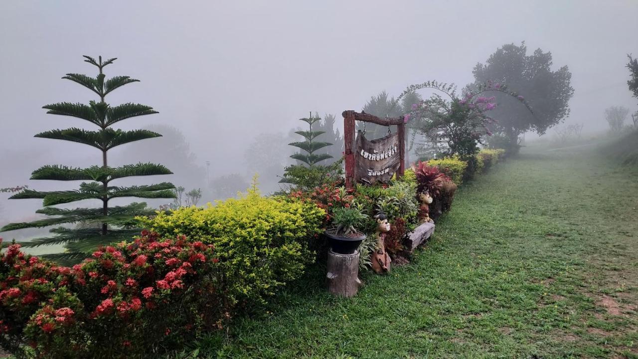 Khao Kho Flora Hotell Exteriör bild