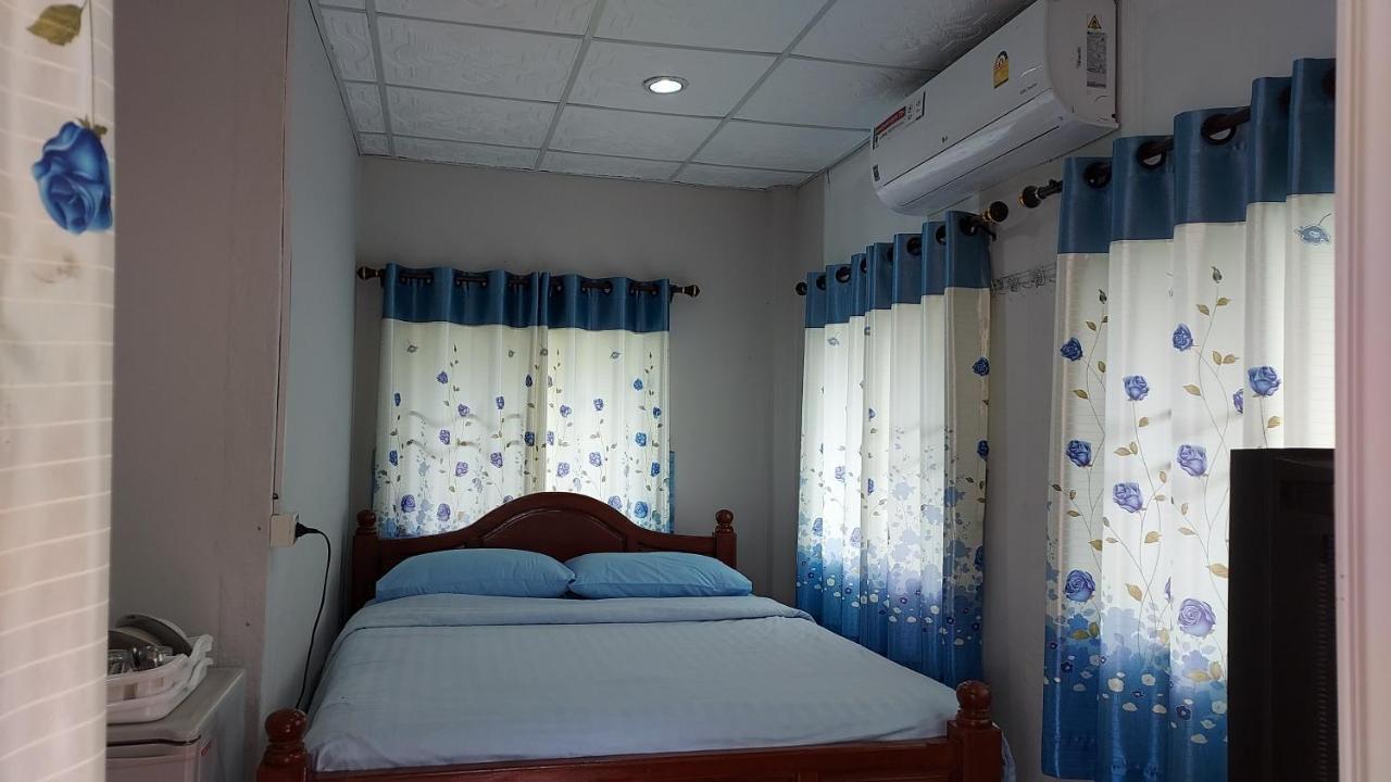 Khao Kho Flora Hotell Exteriör bild