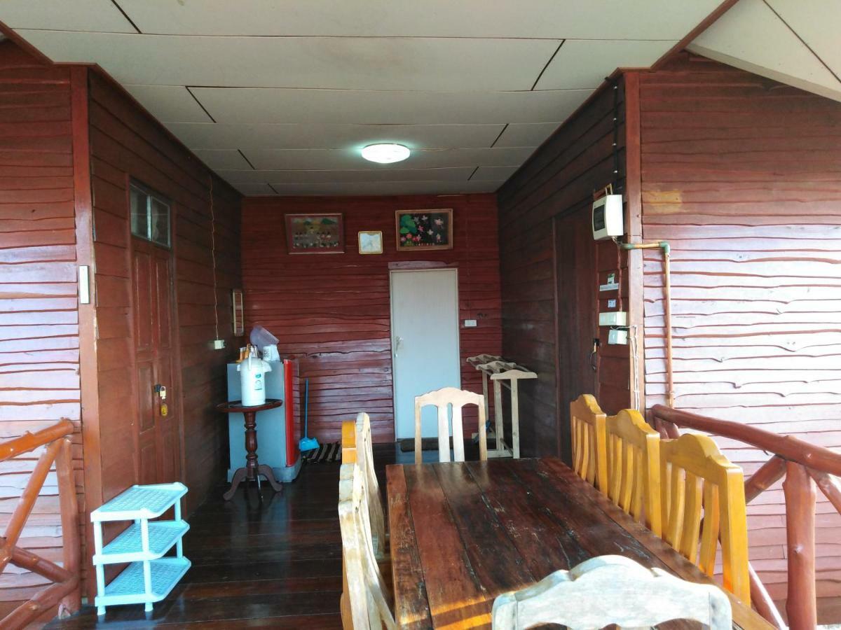 Khao Kho Flora Hotell Exteriör bild