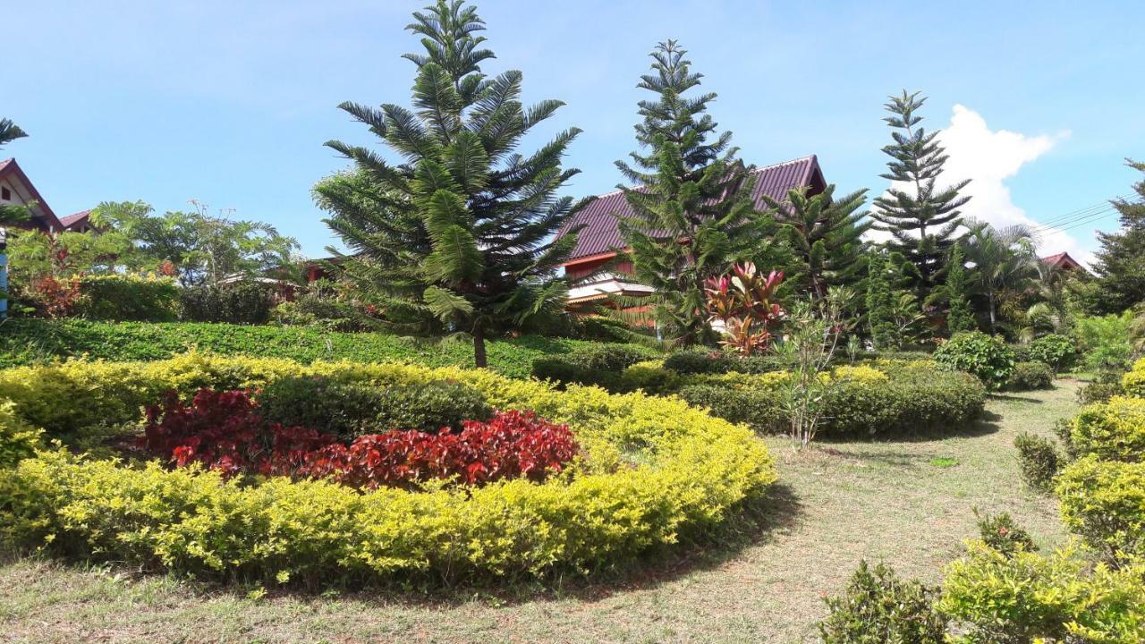 Khao Kho Flora Hotell Exteriör bild
